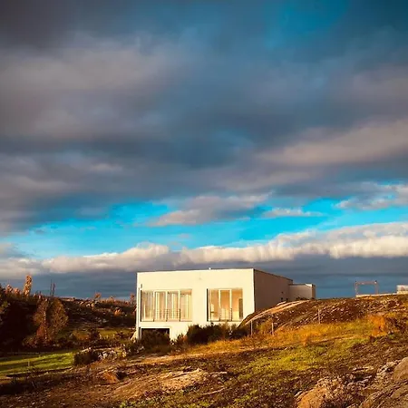 Quinta Da Lua Nova Bed & Breakfast Paranhos da Beira