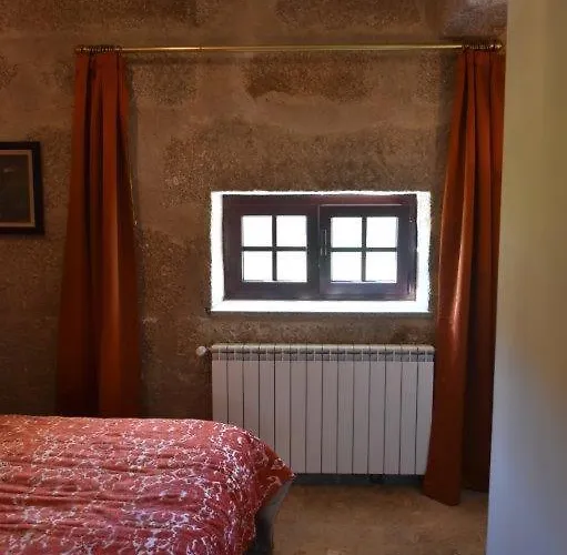 Quinta Da Lua Nova Alojamento de Acomodação e Pequeno-almoço Paranhos da Beira