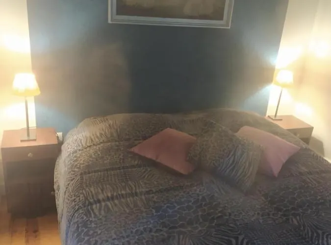 Alojamento de Acomodação e Pequeno-almoço Quinta Da Lua Nova *